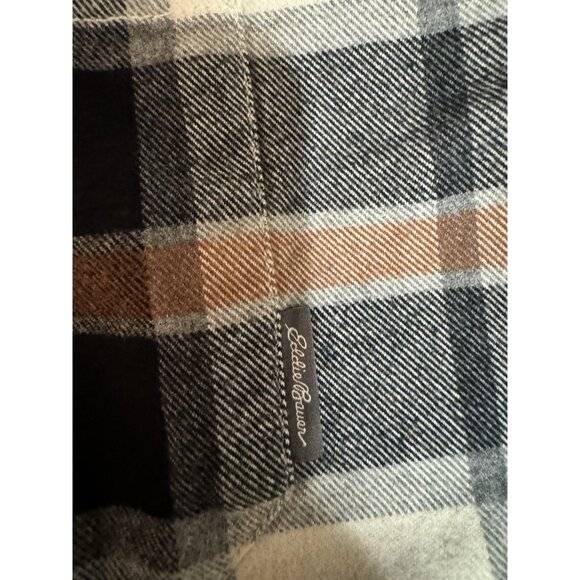 Eddie Bauer Flannel Shirt Men Sz Large Plaid Button Up Classic Fit Preppy Cotton - Picture 5 of 16